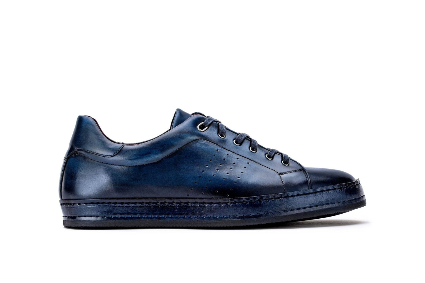 SNEAKERS - LEO