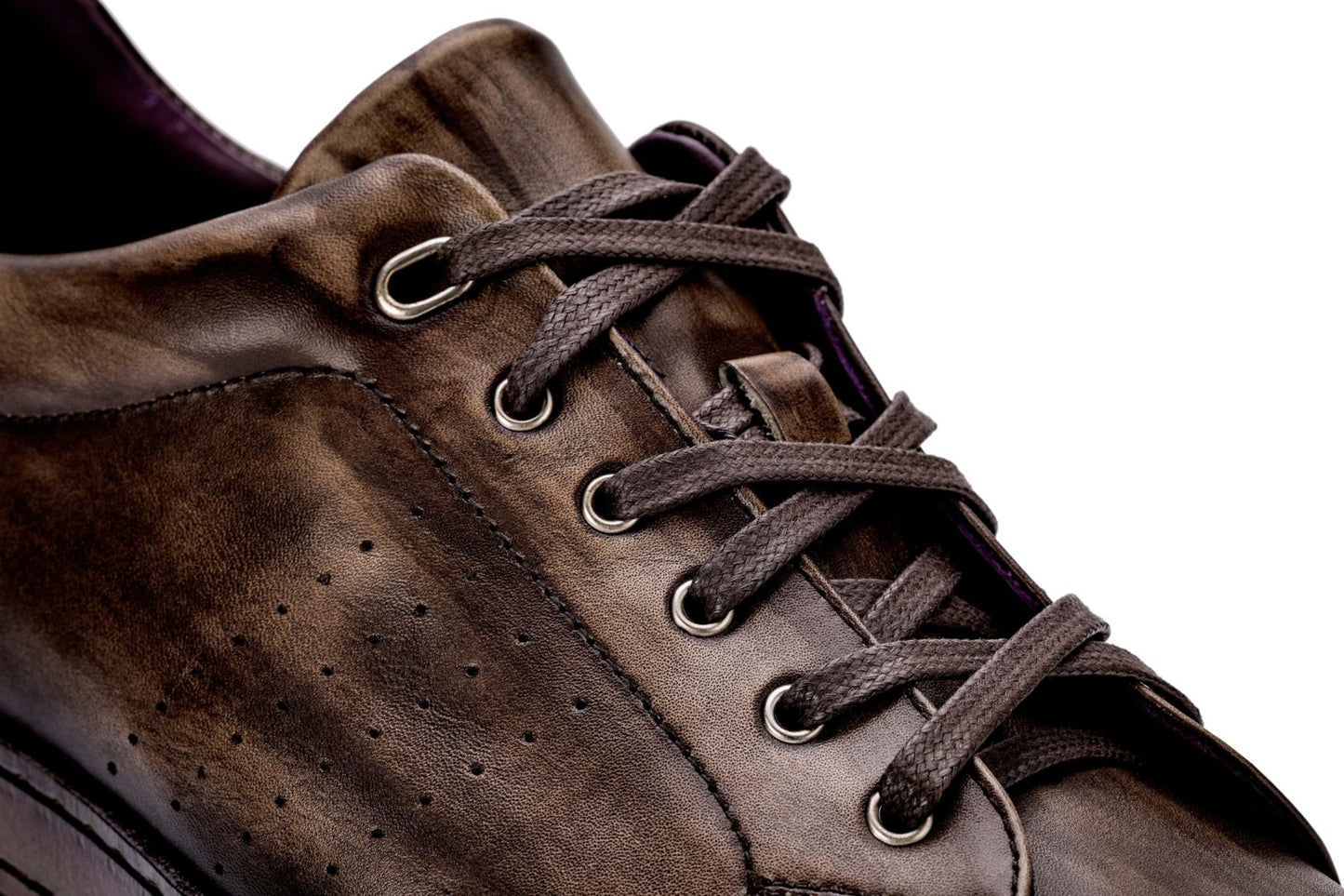 SNEAKERS - LEO
