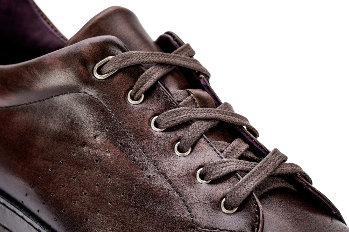 SNEAKERS - LEO